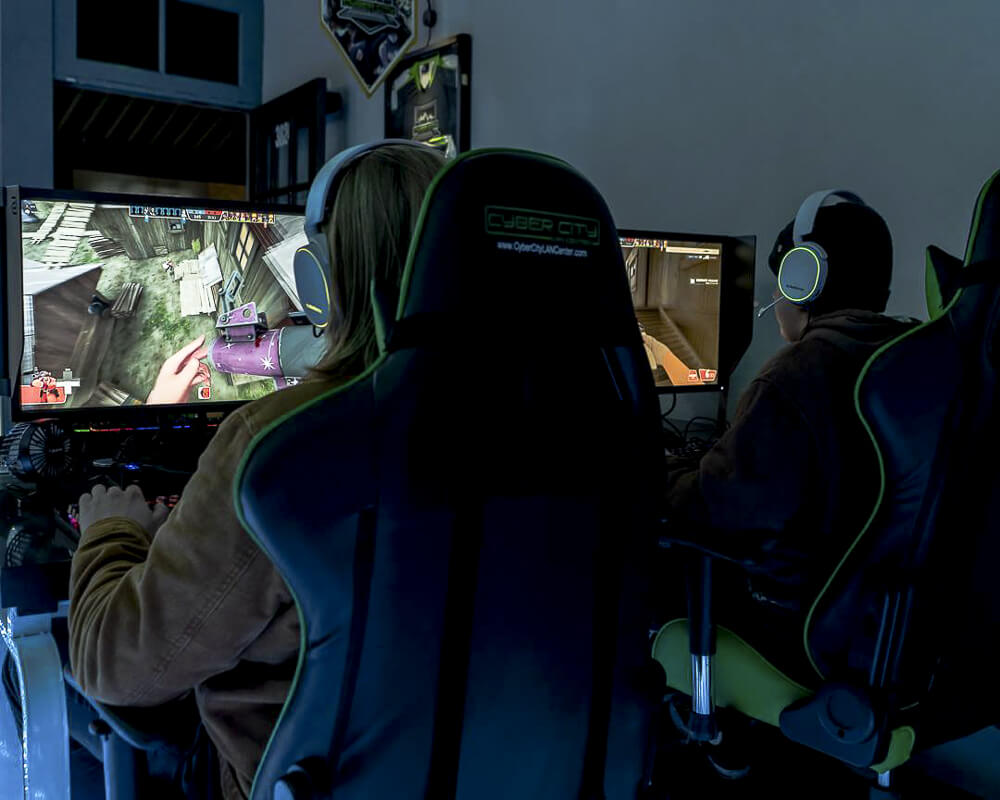 Customers at Cyber City eSports.